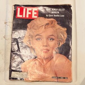 Vintage LIFE Magazine - Marilyn Monroe August 1964 Edition